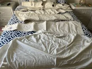 Slide: The Image of Tiara 2900 Coronet Harbor Edition 2001 - 16008913