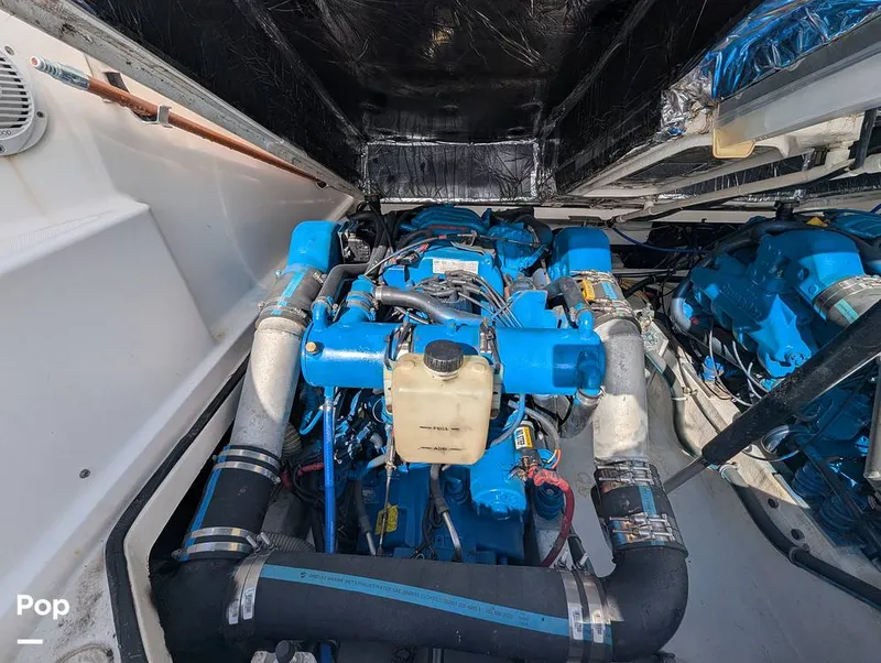 Slide: The Image of Tiara 2900 Coronet Harbor Edition 2001 - 15839161