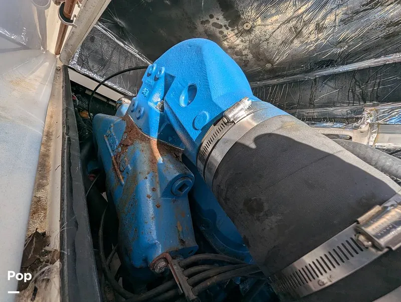 Slide: The Image of Tiara 2900 Coronet Harbor Edition 2001 - 15839166