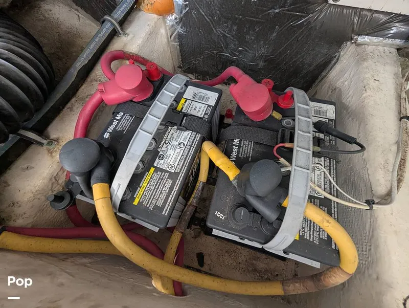 Slide: The Image of Tiara 2900 Coronet Harbor Edition 2001 - 15839172