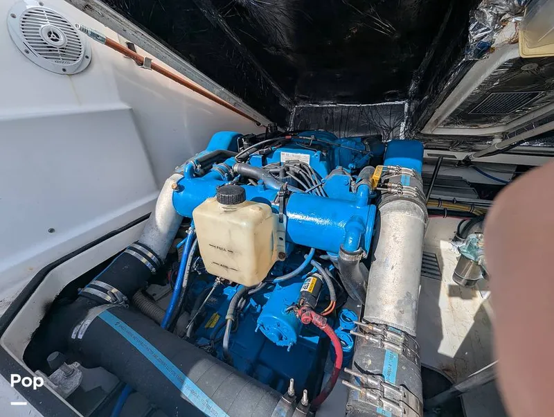 Slide: The Image of Tiara 2900 Coronet Harbor Edition 2001 - 15839185