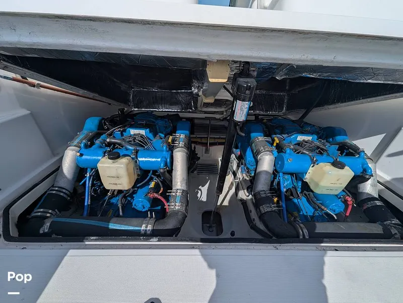 Slide: The Image of Tiara 2900 Coronet Harbor Edition 2001 - 15839187