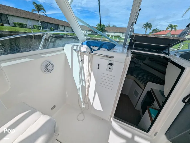 Slide: The Image of Tiara 2900 Coronet Harbor Edition 2001 - 15839197