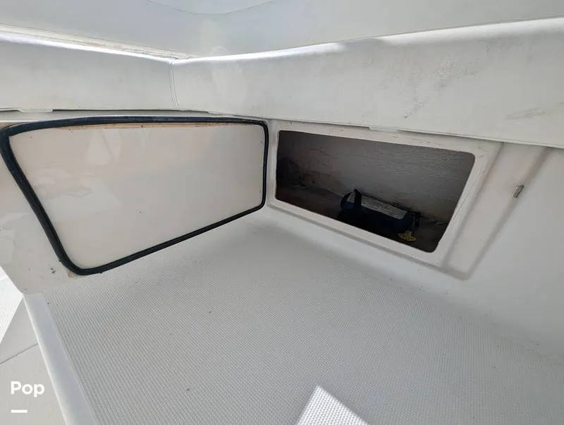 Slide: The Image of Tiara 2900 Coronet Harbor Edition 2001 - 15839200