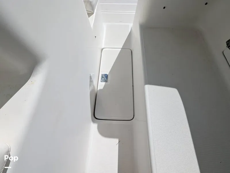 Slide: The Image of Tiara 2900 Coronet Harbor Edition 2001 - 15839201