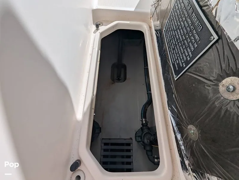 Slide: The Image of Tiara 2900 Coronet Harbor Edition 2001 - 15839202