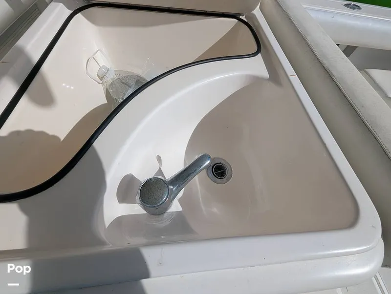 Slide: The Image of Tiara 2900 Coronet Harbor Edition 2001 - 15839207