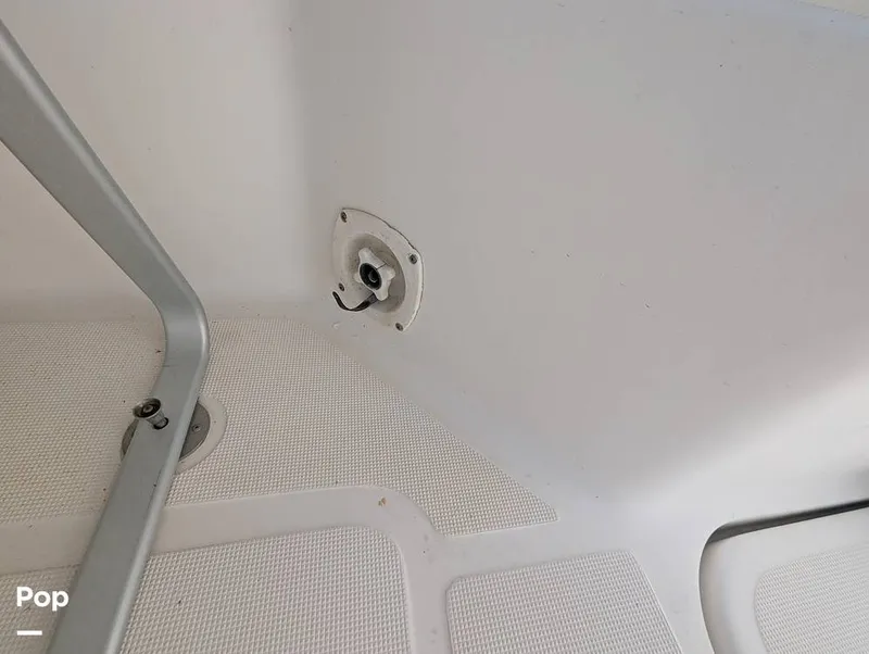 Slide: The Image of Tiara 2900 Coronet Harbor Edition 2001 - 15839233