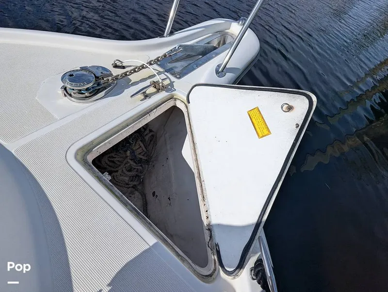 Slide: The Image of Tiara 2900 Coronet Harbor Edition 2001 - 15839239