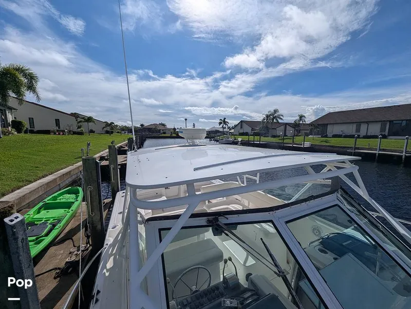 Slide: The Image of Tiara 2900 Coronet Harbor Edition 2001 - 15839247