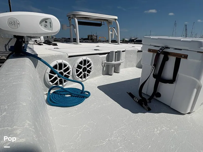 Slide: The Image of Speakers/rod Holders - 15870360