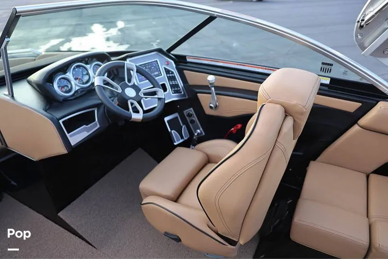 Slide: The Image of Mastercraft xt22 2020 - 15835792