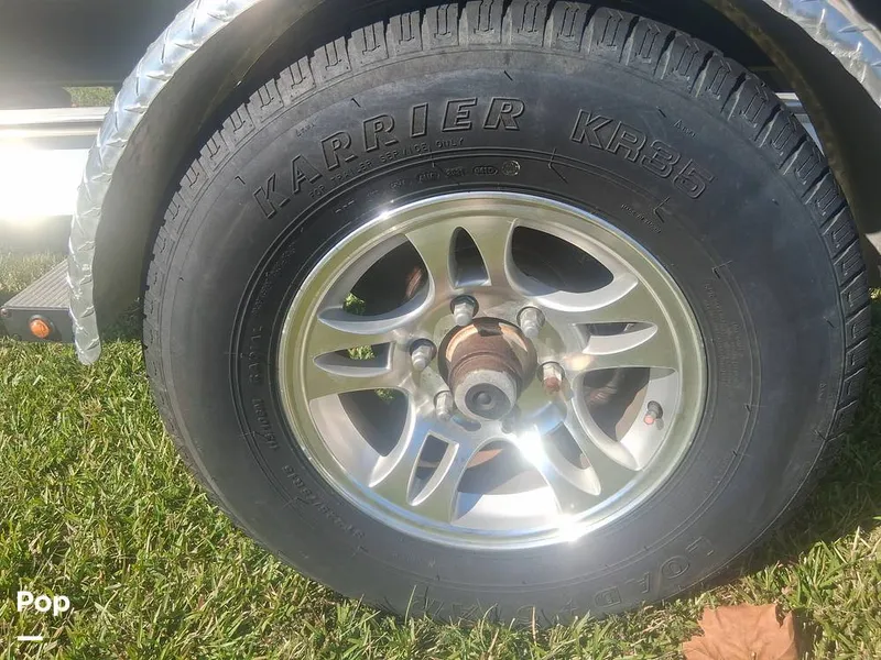 Slide: The Image of Bulls Bay 200 2022 - 16015743