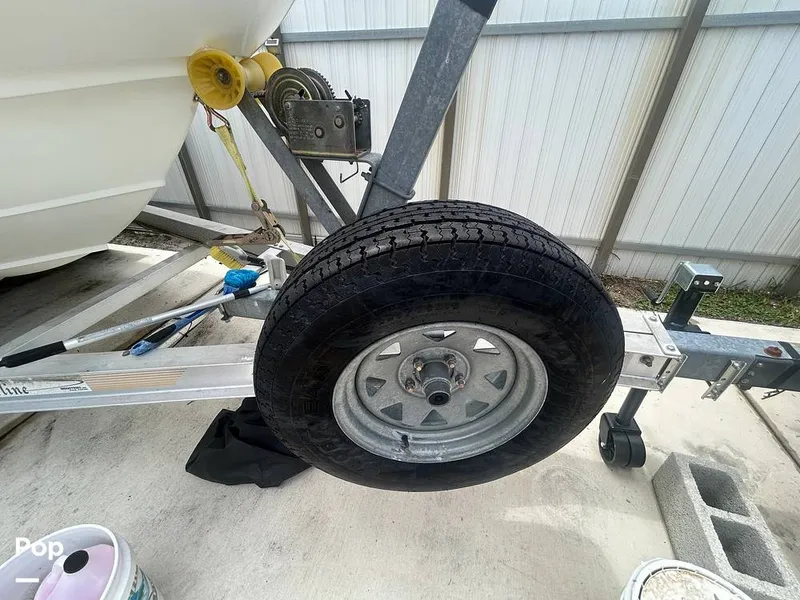 Slide: The Image of Boston Whaler Dauntless 20 1996 - 16327750