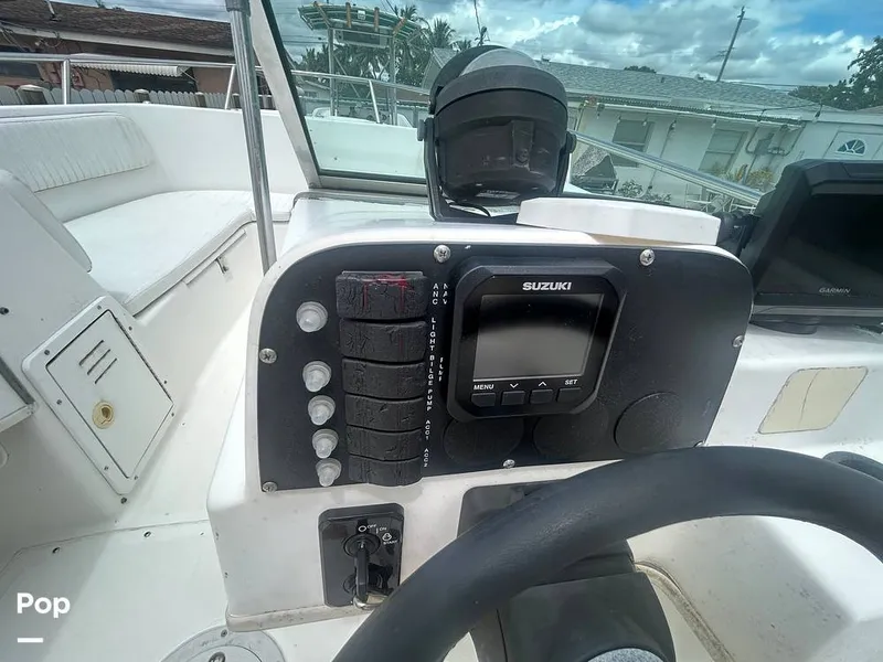 Slide: The Image of Boston Whaler Dauntless 20 1996 - 16327765