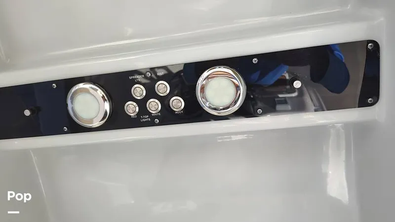 Slide: The Image of Sea Fox Commander 288 2017 - 15852351