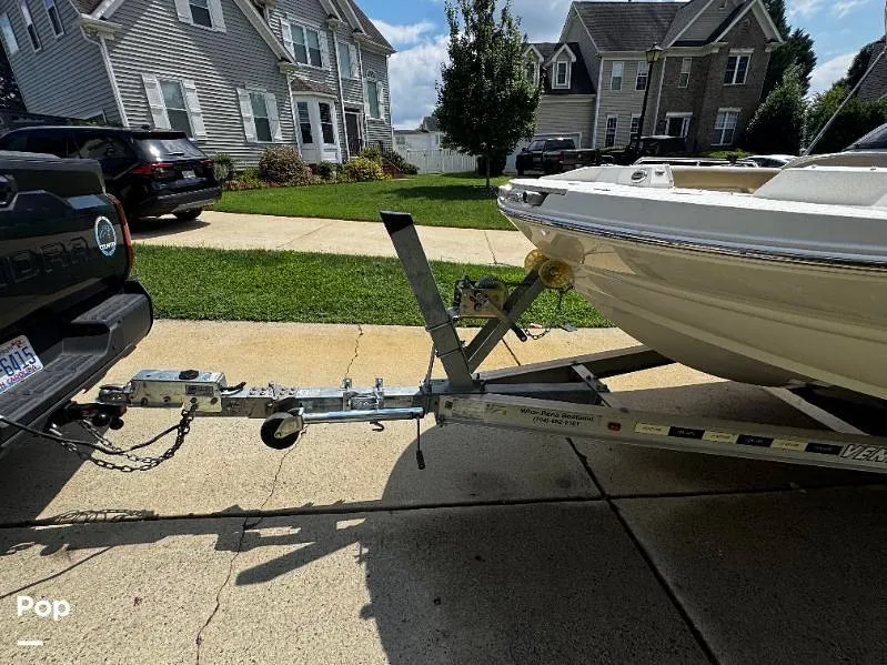 Slide: The Image of Stingray 192SC 2019 - 15837260