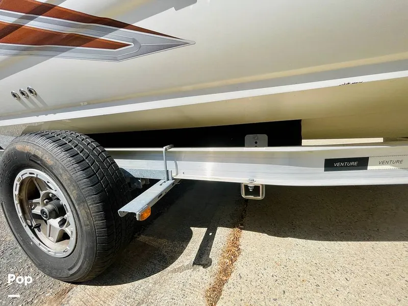 Slide: The Image of Stingray 192SC 2019 - 16341131