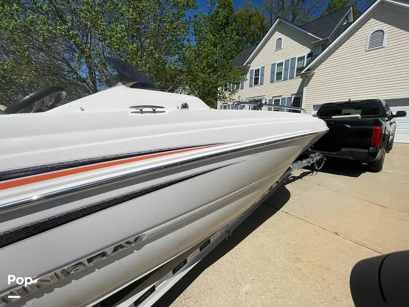 Slide: The Image of Stingray 192SC 2019 - 16341153