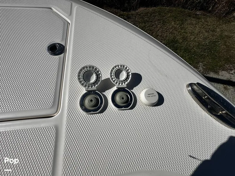 Slide: The Image of Robalo R272 2021 - 16082102