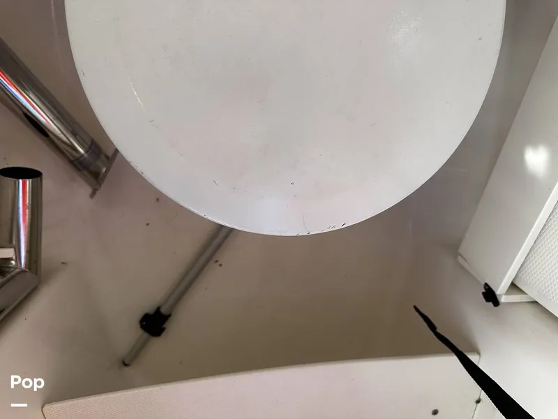 Slide: The Image of Robalo R272 2021 - 16082123