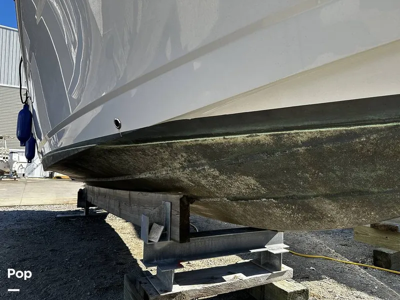 Slide: The Image of Robalo R272 2021 - 16081972