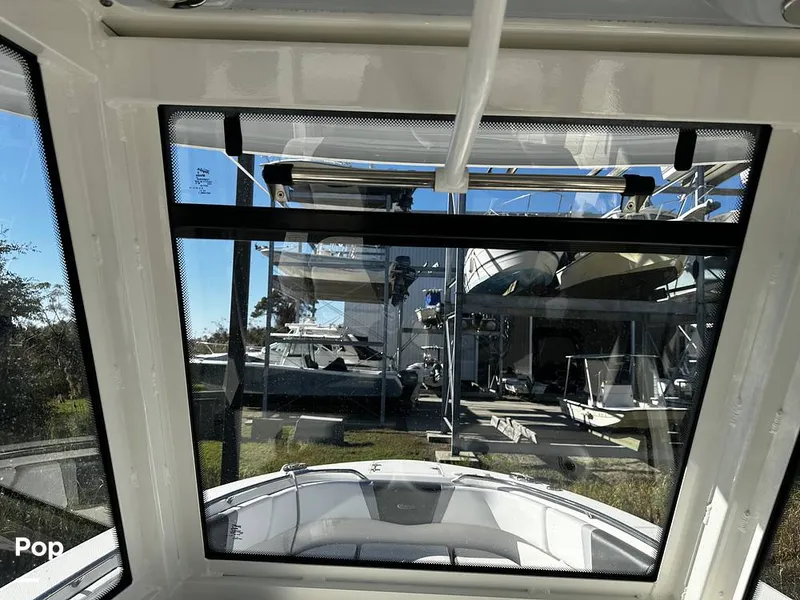 Slide: The Image of Robalo R272 2021 - 16082154