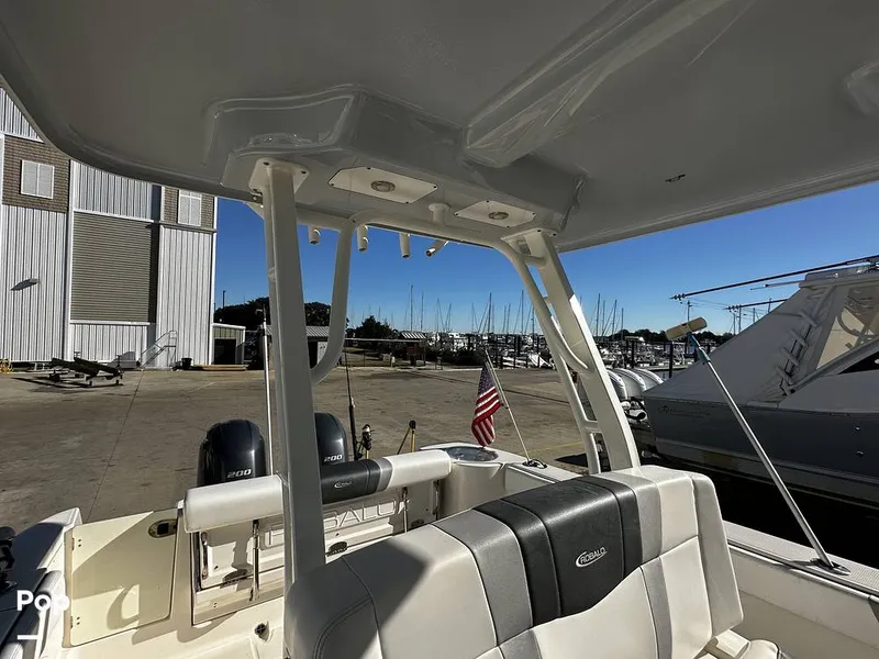 Slide: The Image of Robalo R272 2021 - 16082159