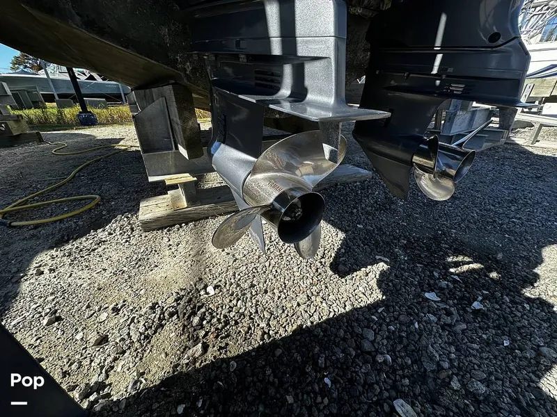 Slide: The Image of Robalo R272 2021 - 16081984