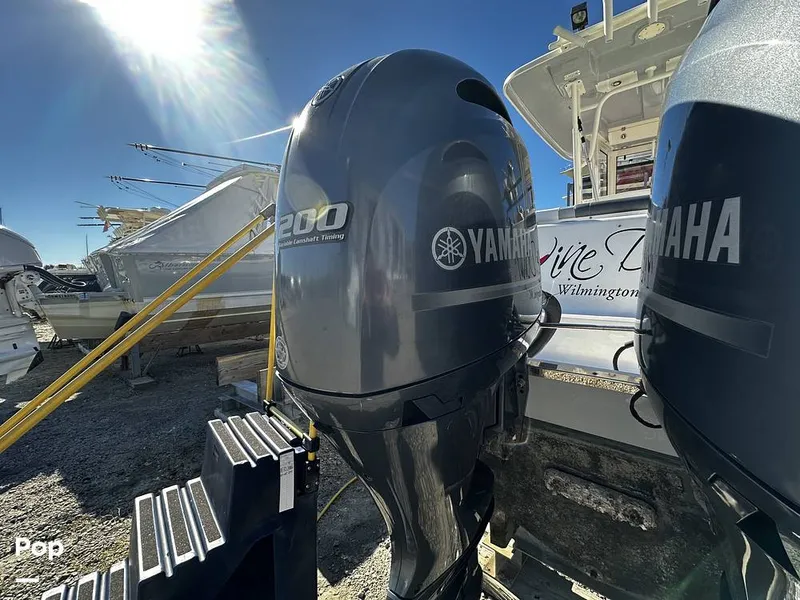 Slide: The Image of Robalo R272 2021 - 16081988