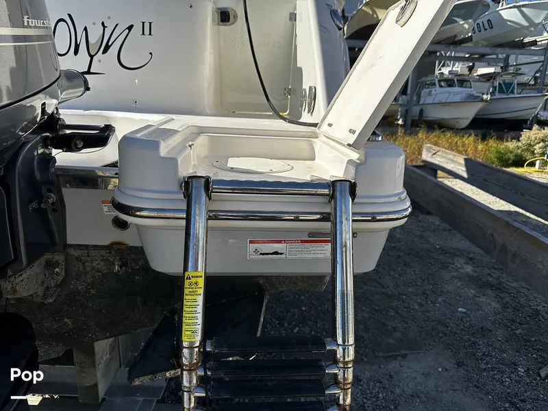 Slide: The Image of Robalo R272 2021 - 16082001