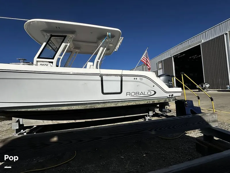 Slide: The Image of Robalo R272 2021 - 16081978
