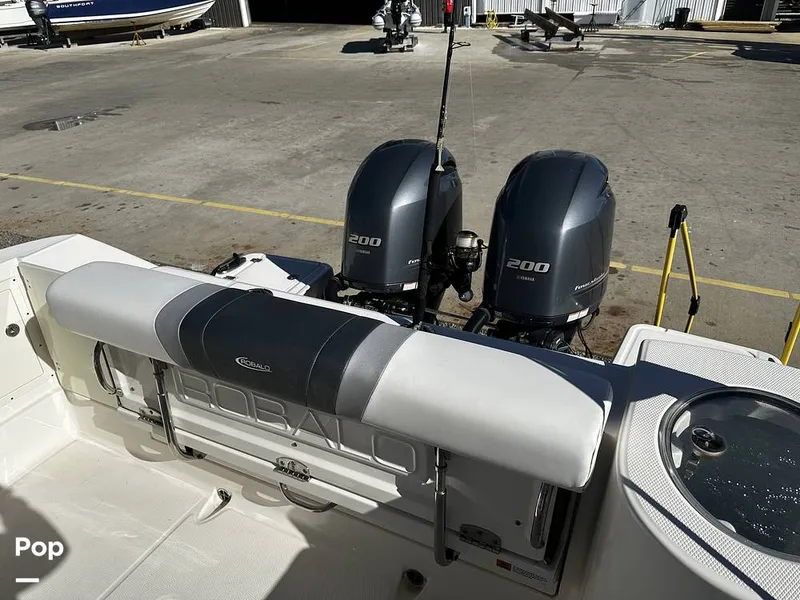 Slide: The Image of Robalo R272 2021 - 16082029