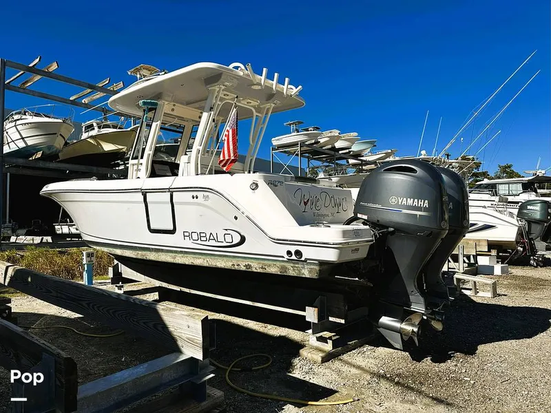 Slide: The Image of Robalo R272 2021 - 16081949