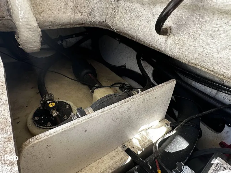 Slide: The Image of Robalo R272 2021 - 16082075