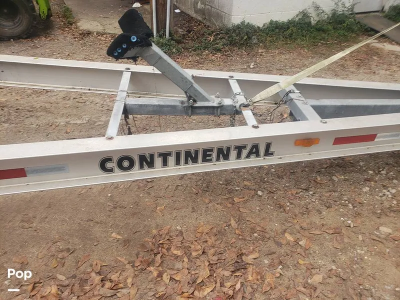 Slide: The Image of Mako 293 1999 - 16091679