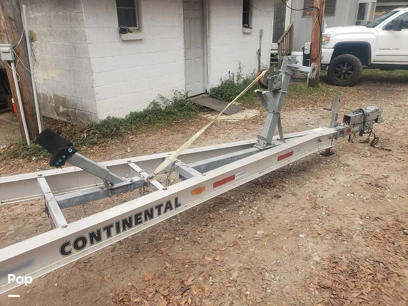 Slide: The Image of Mako 293 1999 - 16091680