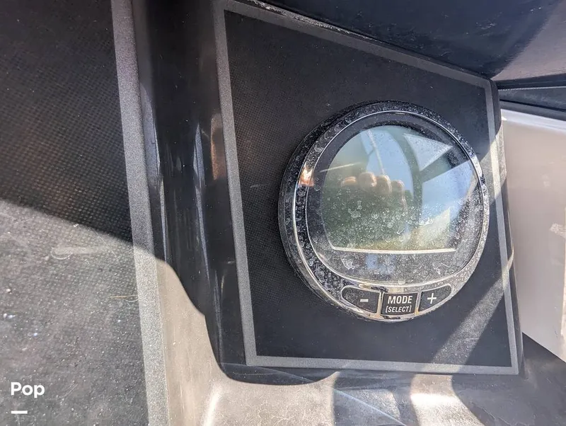 Slide: The Image of Bayliner VR6 OB 2024 - 15858103