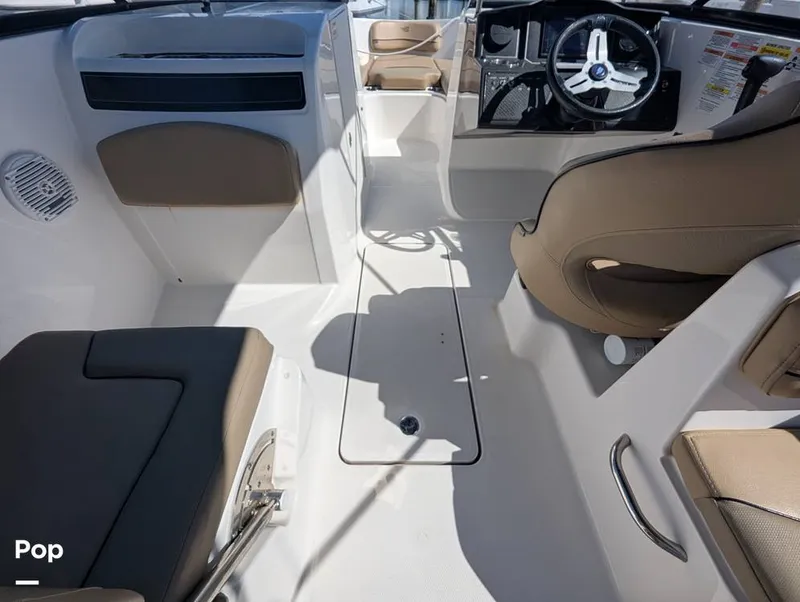 Slide: The Image of Bayliner VR6 OB 2024 - 15858136