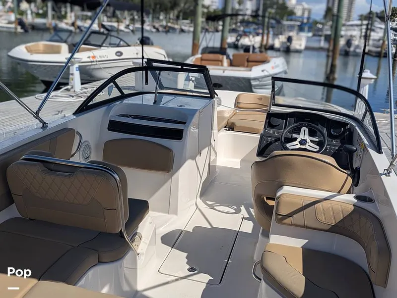 Slide: The Image of Bayliner VR6 OB 2024 - 15858156