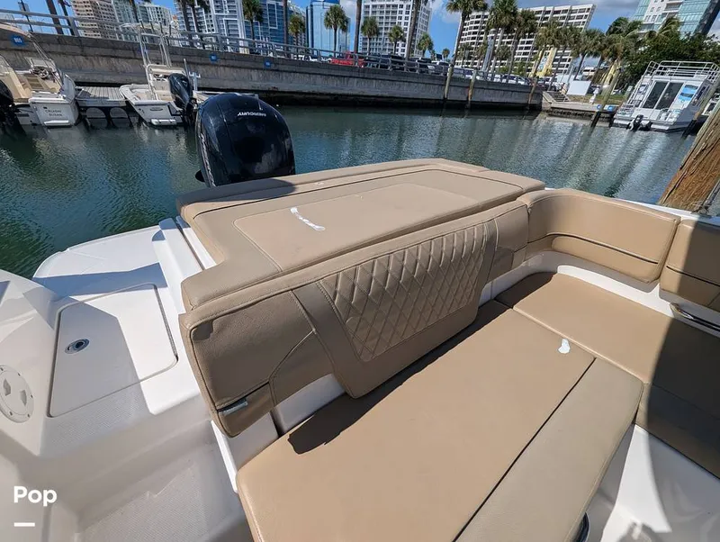 Slide: The Image of Bayliner VR6 OB 2024 - 15858142