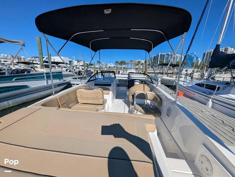 Slide: The Image of Bayliner VR6 OB 2024 - 15886517