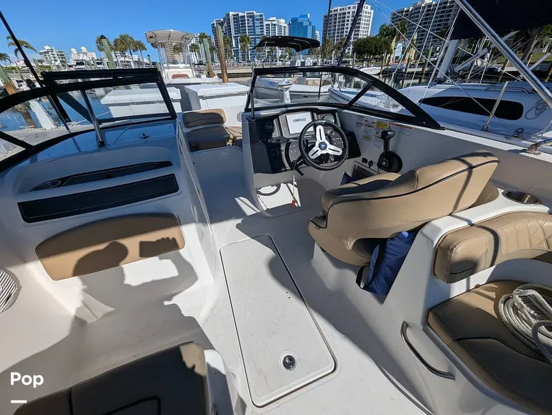 Slide: The Image of Bayliner VR6 OB 2024 - 15886518