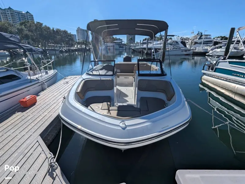 Slide: The Image of Bayliner VR6 OB 2024 - 15886508