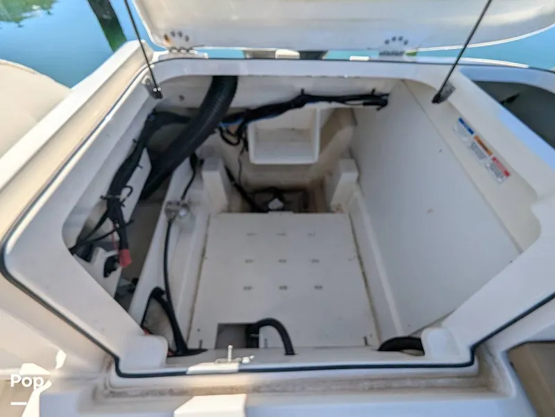 Slide: The Image of Bayliner VR6 OB 2024 - 15886556