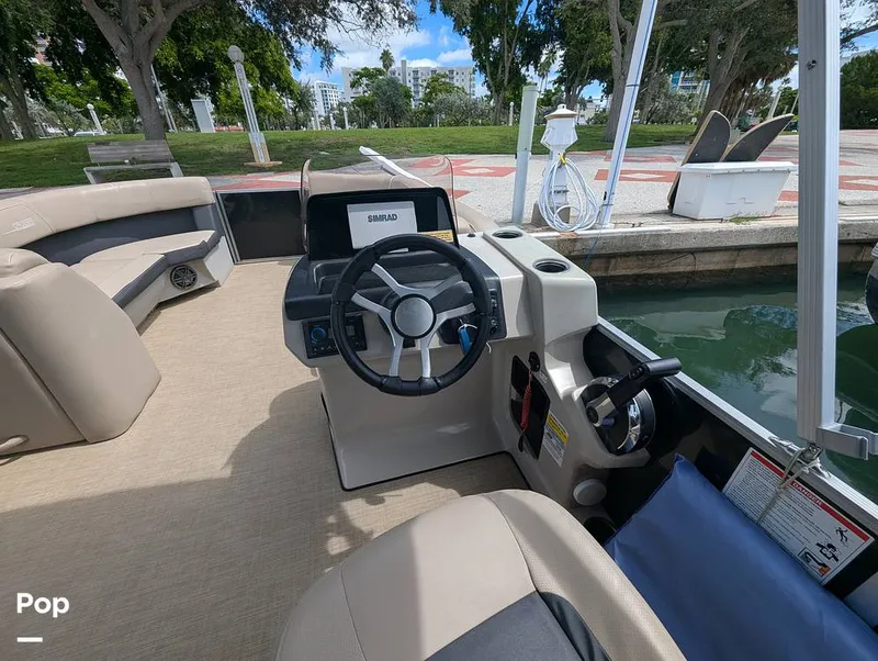 Slide: The Image of Harris 230CR 2024 - 15839959