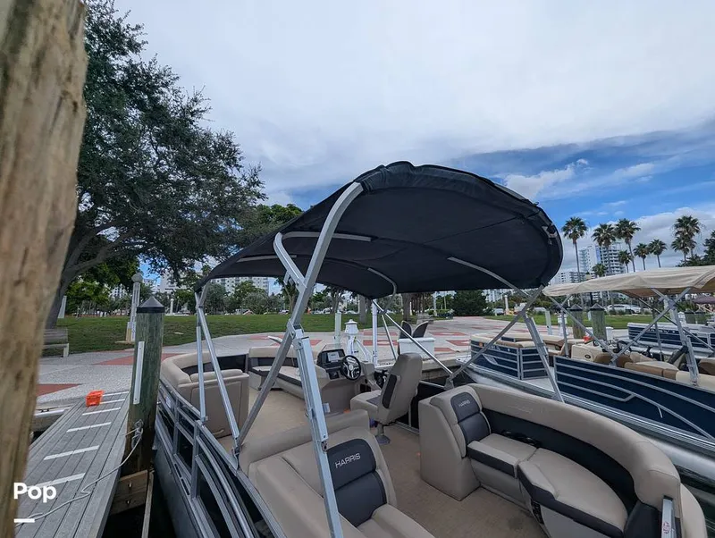 Slide: The Image of Harris 230CR 2024 - 15840025