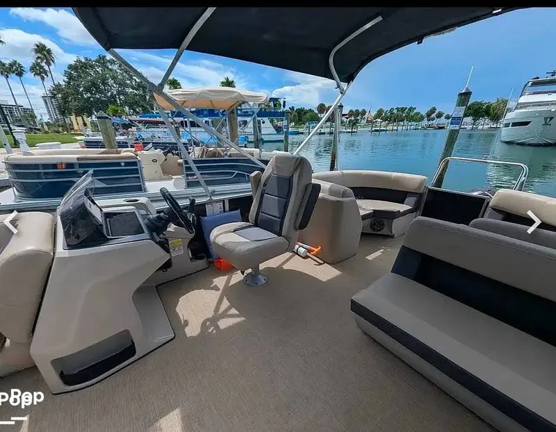 Slide: The Image of Harris 230CR 2024 - 15858547