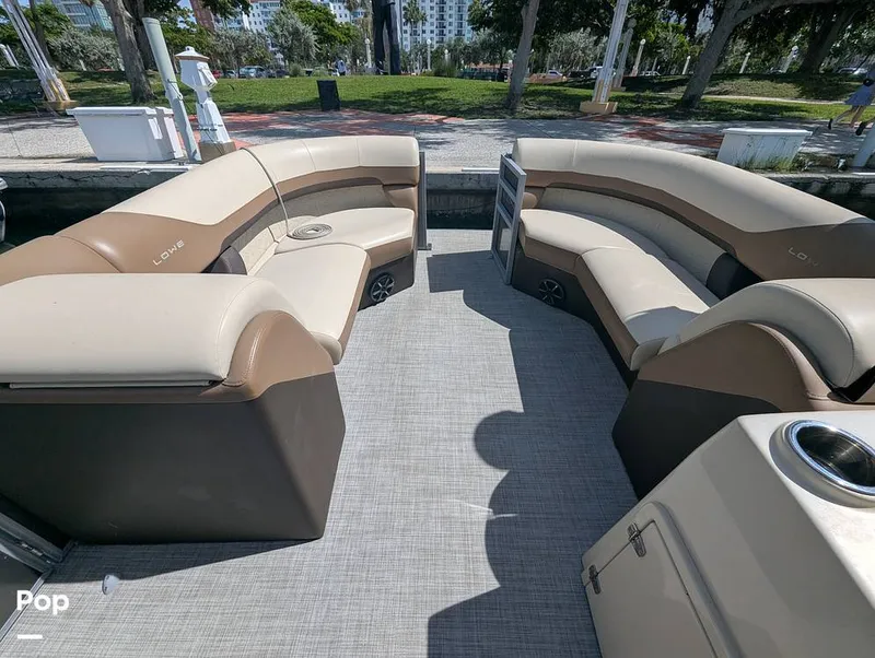 Slide: The Image of Lowe SS 230W 2024 - 15839842