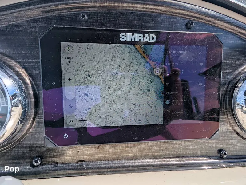 Slide: The Image of Lowe SS 230W 2024 - 15839731